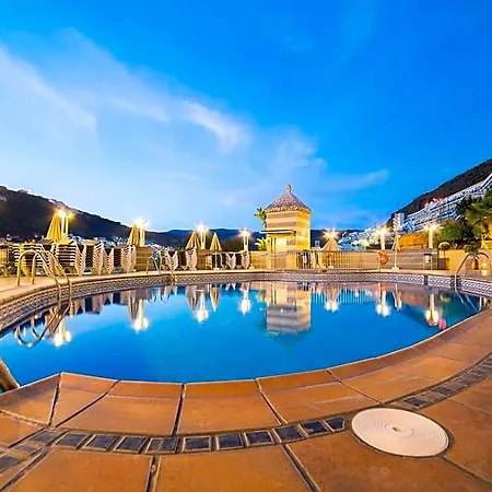 Hotel Cala Nova 3*