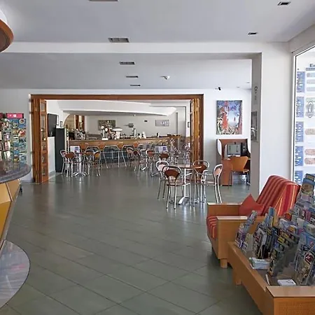 Cala Nova Hotel