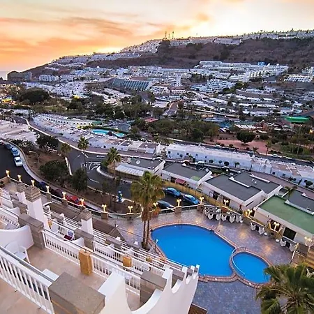 Hotel Cala Nova 3*