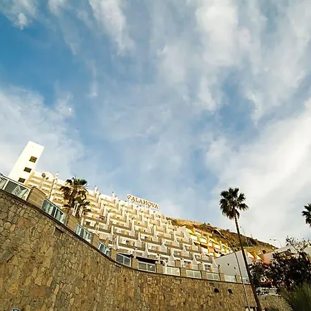 Cala Nova Hotel